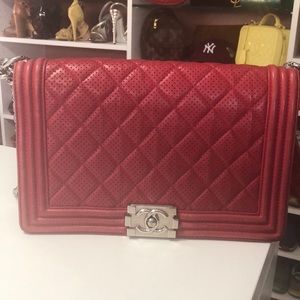 Chanel boy bag crossbody